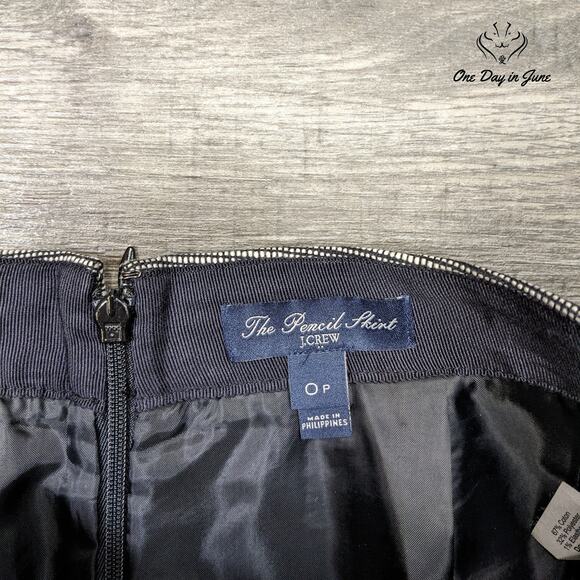 J. Crew The Pencil Skirt Petite Size 0P - Picture 2 of 5